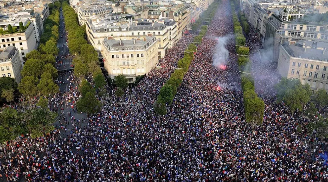 2018年世界杯：法国队时隔20年再夺冠，法国千亿市场等你抢占！