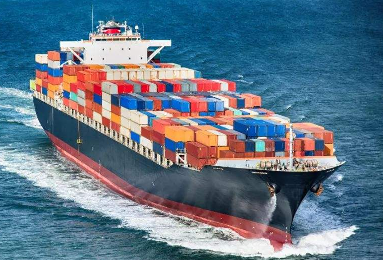海运费直线上涨，部分航线爆仓