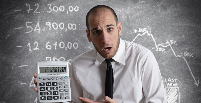 “先亏钱烧广告,先亏6个月”这样的“资本”运营模式,在2022年的亚马逊已经行不通