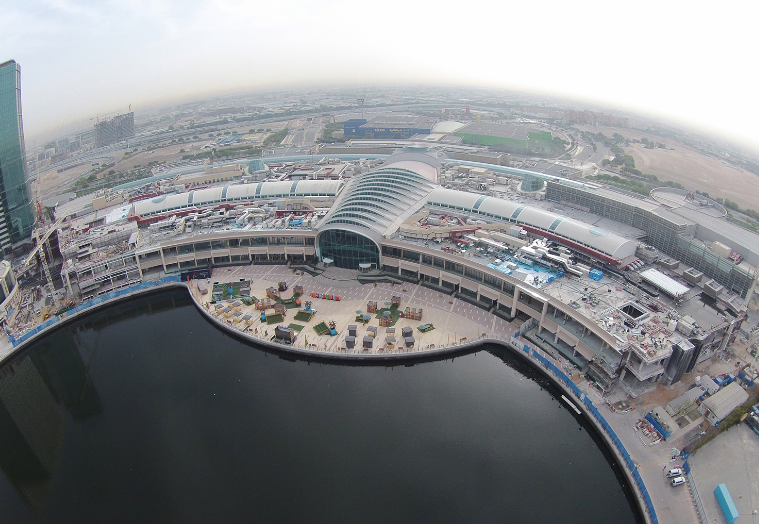 实地探访SHEIN在中东的第一个快闪店