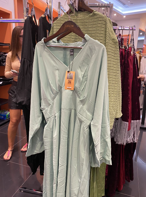 实地探访SHEIN在中东的第一个快闪店