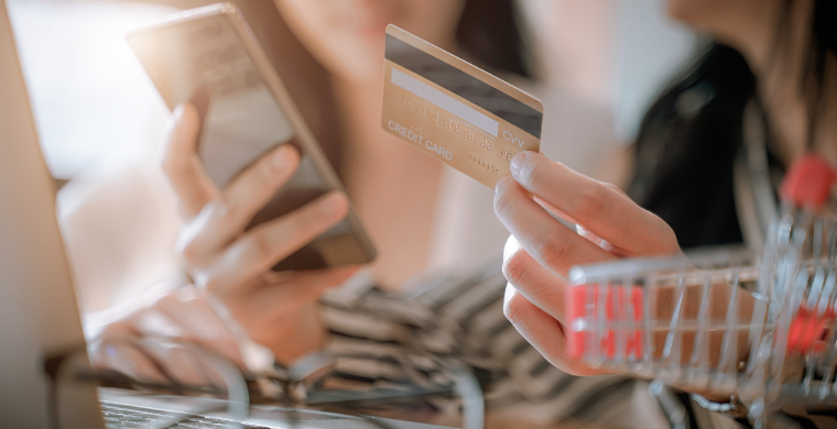 新东方要开电商学院！TikTok主播培训？