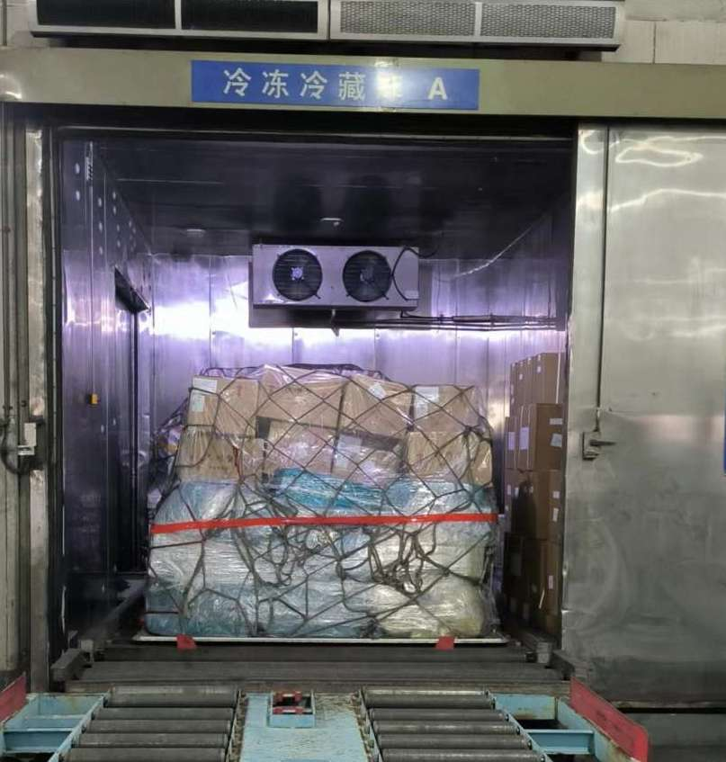 1669349372438151.png 世界杯与大闸蟹更搭 菜鸟包机每周运75吨活蟹直达东南亚