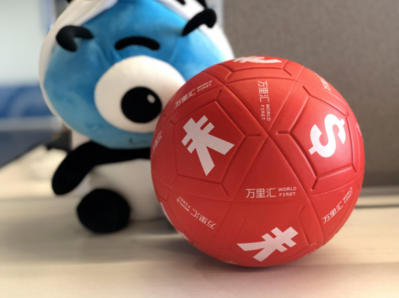 1625713703975487.png 运费十连涨,美西报价蹿至32000美元!