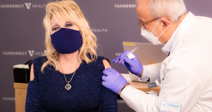 1622774241218913.png 搜索量激增787%,月销量猛涨419%!疫苗主题产品彻底火了