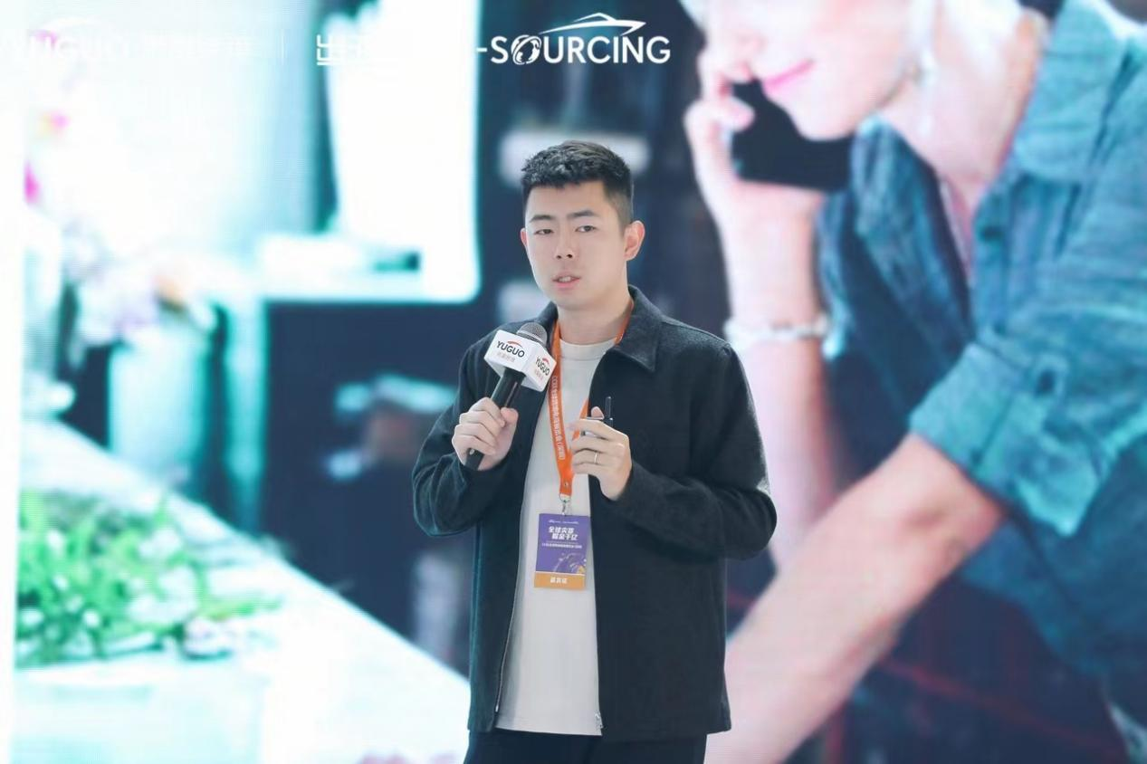 名片被抢空、展位遭围堵！深圳CCEE春季展“开席”三天，明日持续“热映”